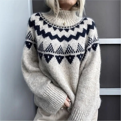 Clara - Sweater with shoulder pattern